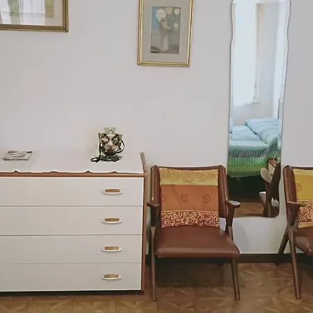Quarto em Acomodações Particulares Renato House