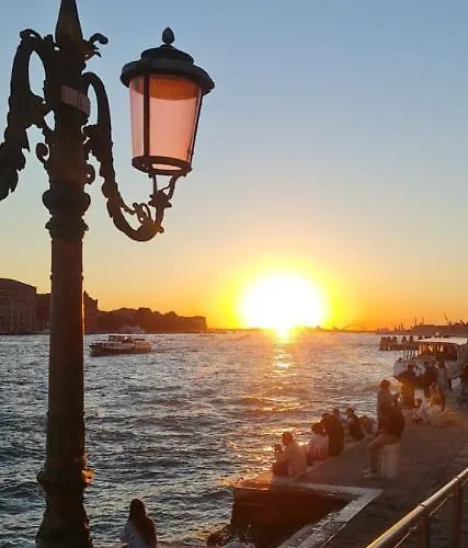 Renato House * ונציה